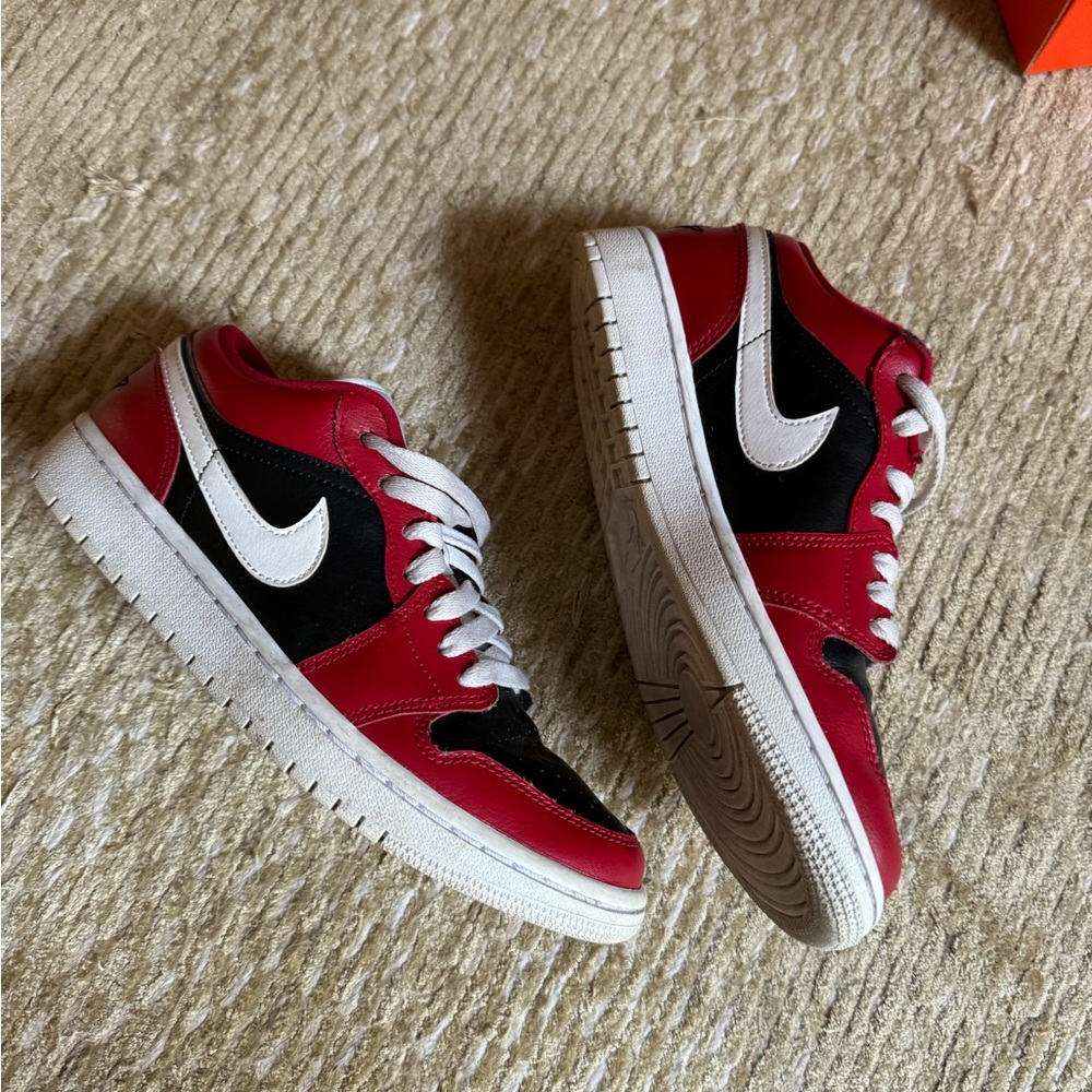 Women’s Low Top Jordans (worn for a season) used